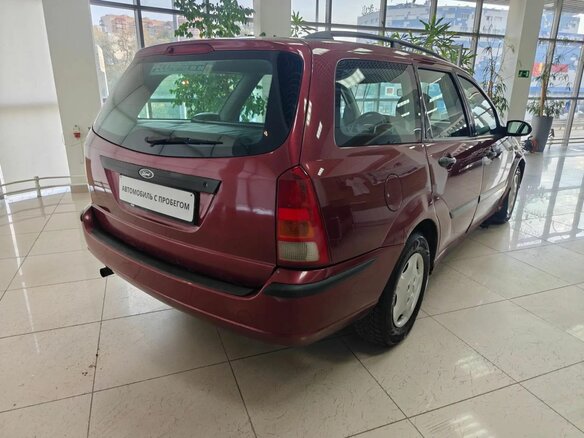 2004 Ford Focus I Рестайлинг, красный, 169000 рублей - вид 4