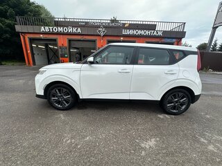 2021 Kia Soul III, белый, 1450000 рублей, вид 3