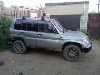 2000 Mitsubishi Pajero iO, серый, 340000 рублей, вид 4