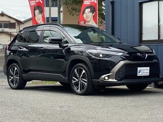 2023 Toyota Corolla Cross I, чёрный, 1930069 рублей, вид 3