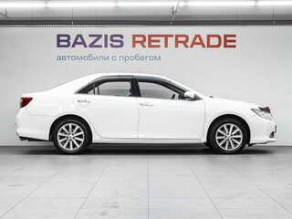 2013 Toyota Camry VII (XV50), белый, 1650000 рублей, вид 5