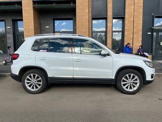 2014 Volkswagen Tiguan I Рестайлинг, белый, 980000 рублей, вид 1