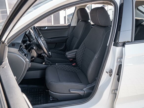 2021 Skoda Rapid II, белый, 1480000 рублей - вид 9