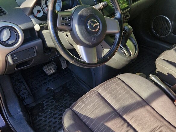 2008 Mazda 2 II (DE), пурпурный - вид 4