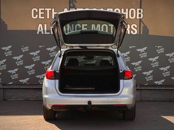 2019 Opel Astra K Рестайлинг, серебристый, 1560000 рублей - вид 6