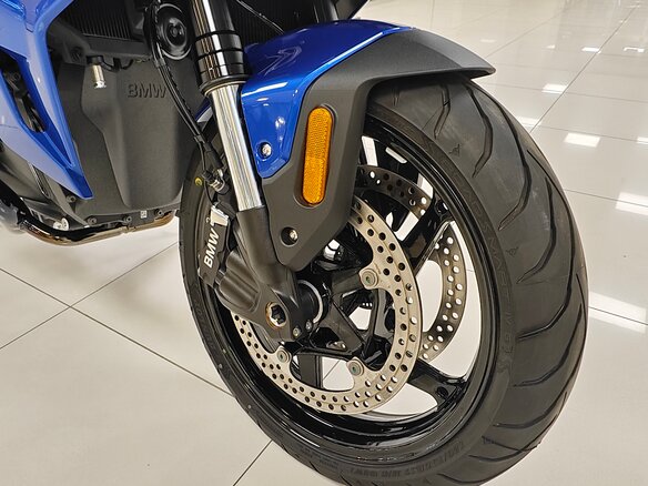 2025 BMW R 1300 RS, синий, 1990000 рублей - вид 15