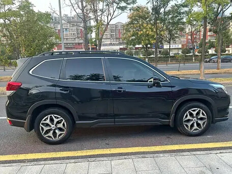 2022 Subaru Forester V Рестайлинг, чёрный, 2459000 рублей, вид 3