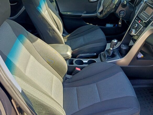 2012 Hyundai i30 II, чёрный, 850000 рублей - вид 4