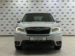 2015 Subaru Forester IV Рестайлинг, белый, 2010000 рублей, вид 1