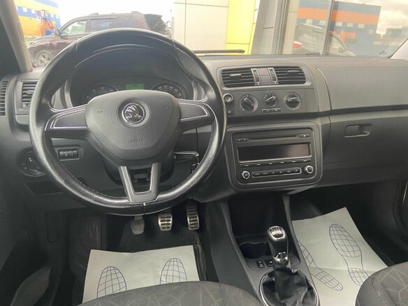 2014 Skoda Fabia II Рестайлинг, белый, 547000 рублей - вид 6
