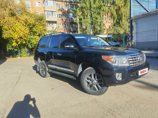 2012 Toyota Land Cruiser 200 Series Рестайлинг 1, чёрный, 4300000 рублей, вид 1