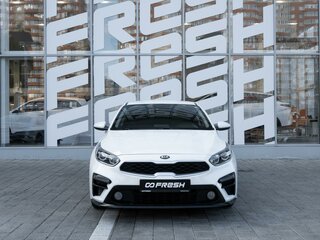 2019 Kia Forte III, белый, 1860000 рублей, вид 3