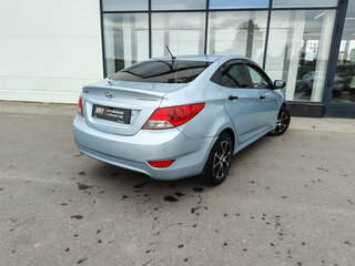 2011 Hyundai Solaris I, синий, 490000 рублей, вид 4