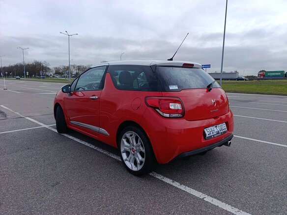 2010 Citroen DS3 I, красный, 900000 рублей - вид 4