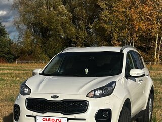 2017 Kia Sportage IV, белый, 1950000 рублей, вид 4