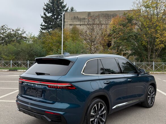2023 Geely Monjaro (Xingyue L) I, синий, 3090000 рублей - вид 5