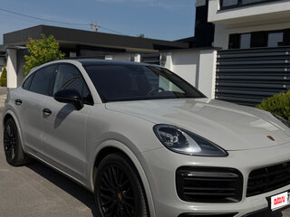 2021 Porsche Cayenne III, серый, 9000000 рублей, вид 2