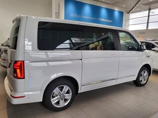 2022 Volkswagen Multivan T6 Рестайлинг, белый, 13990000 рублей, вид 5
