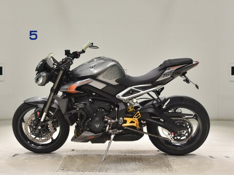 2023 Triumph Street Triple, серый, 850000 рублей, вид 5