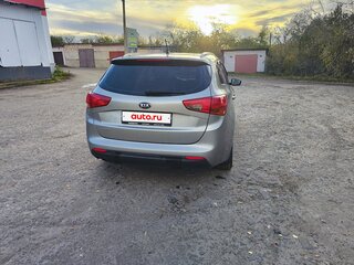 2016 Kia Ceed II Рестайлинг, серебристый, 1360000 рублей, вид 4
