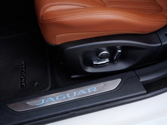 2020 Jaguar XF II, белый - вид 28