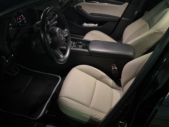 2020 Mazda 3 IV (BP), чёрный, 2000000 рублей - вид 6