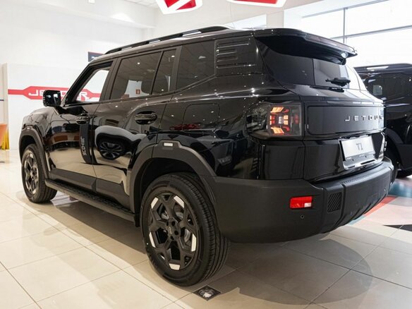 2026 Jetour T1, чёрный, 4199900 рублей