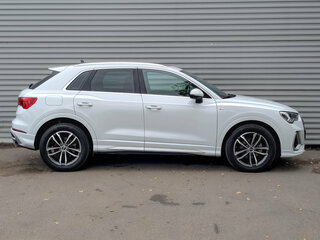 2021 Audi Q3 35 TFSI II (F3), белый, 3190000 рублей, вид 4