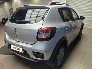 2017 Renault Sandero Stepway II, серый, 1050000 рублей, вид 3