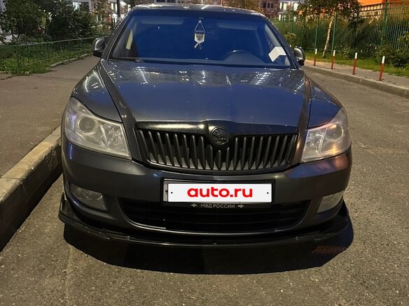 2011 Skoda Octavia II (A5) Рестайлинг, серый, 650000 рублей - вид 3