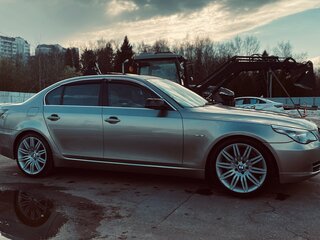 2008 BMW 5 серии 525i V (E60/E61) Рестайлинг, бежевый, 1350000 рублей, вид 3