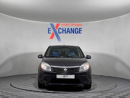 2011 Renault Sandero I, серый, 520000 рублей, вид 2