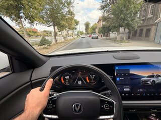 2026 Changan CS75 Plus IV Рестайлинг, белый, 1800000 рублей, вид 3
