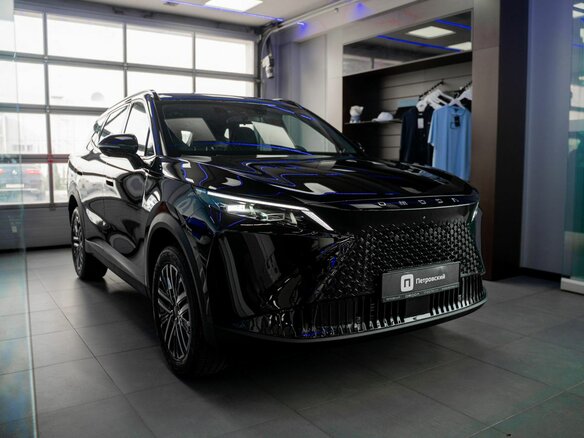 2026 Omoda C7, чёрный, 3299000 рублей - вид 2