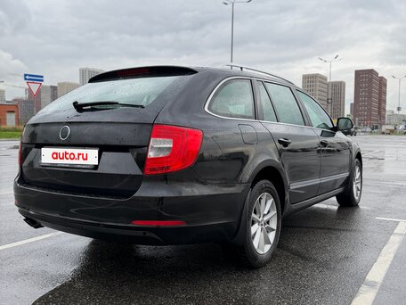 2013 Skoda Superb DSG II Рестайлинг, чёрный, 880000 рублей, вид 3