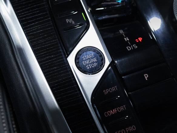 2024 BMW X6 30d III (G06) Рестайлинг, серый, 13300000 рублей - вид 21