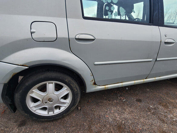 2007 Renault Logan I, серебристый, 420000 рублей - вид 12