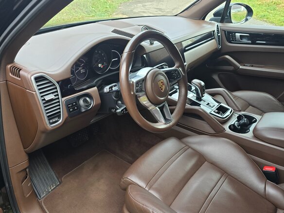 2020 Porsche Cayenne III, чёрный, 6490000 рублей - вид 4