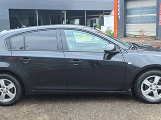 2012 Chevrolet Cruze I, чёрный, 700000 рублей, вид 5