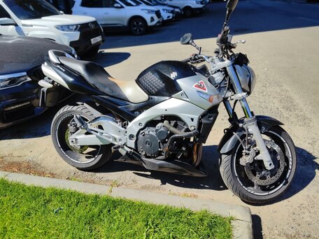 2007 Suzuki GSR 600, серый, 450000 рублей, вид 1