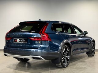 2018 Volvo V90 Cross Country I, голубой, 2690000 рублей, вид 5