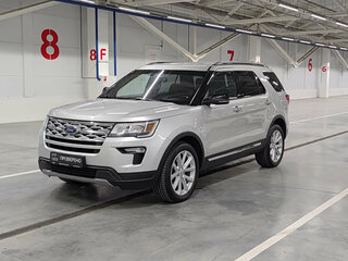 2019 Ford Explorer V Рестайлинг 2, серебристый, 2900000 рублей, вид 1