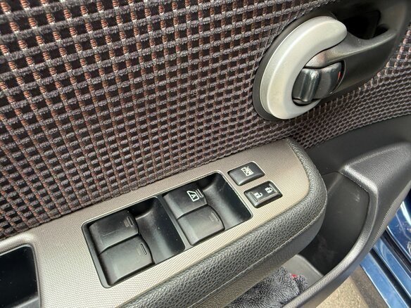 2011 Nissan Tiida I Рестайлинг, синий, 890000 рублей - вид 21