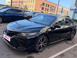2018 Toyota Camry VIII (XV70), чёрный, 1659000 рублей, вид 1