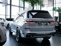 2022 BMW X7 40d I (G07) Рестайлинг, серый, 13100000 рублей - вид 4