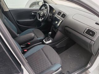 2019 Volkswagen Polo V Рестайлинг, белый, 1300000 рублей, вид 5