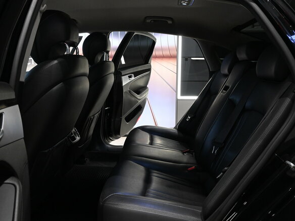 2016 Hyundai Genesis II, чёрный, 1800000 рублей - вид 19