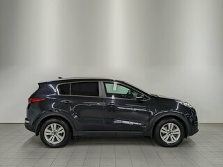 2018 Kia Sportage IV, чёрный, 1990000 рублей, вид 4