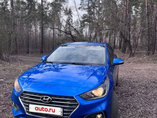 2018 Hyundai Solaris II, синий, 1450000 рублей, вид 2
