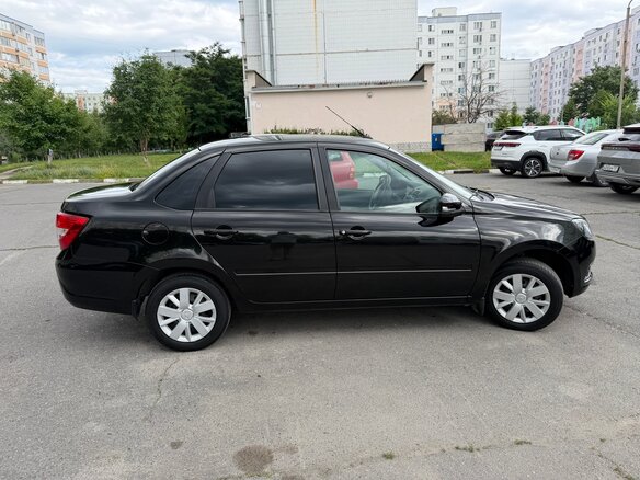 2022 Lada (ВАЗ) Granta I Рестайлинг, чёрный, 720000 рублей - вид 6